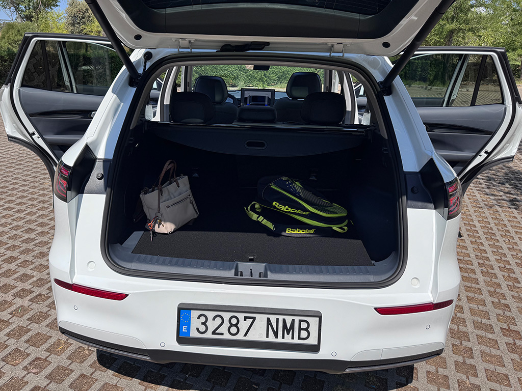 Nuevo GEELY E5 I Prueba y review