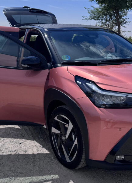 Probamos el nuevo Toyota Aygo X Cross HEV