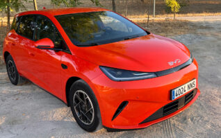 BYD Dolphin G DM-i, el primer híbrido enchufable del Segmento B