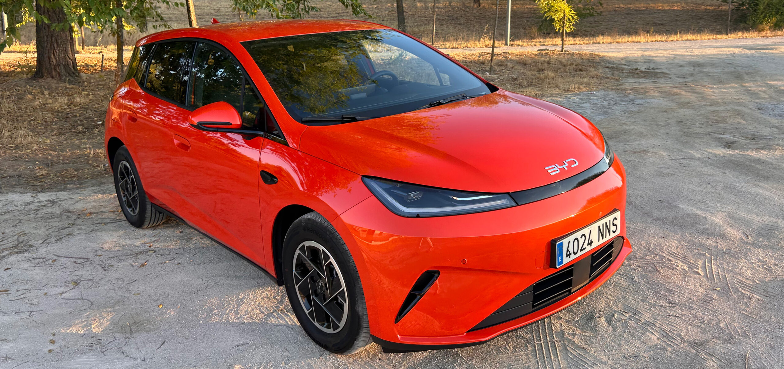 BYD Dolphin G DM-i, el primer híbrido enchufable del Segmento B
