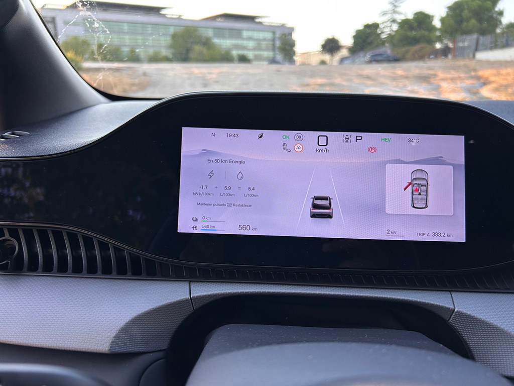 BYD Dolphin G DM-i, el primer híbrido enchufable del Segmento B