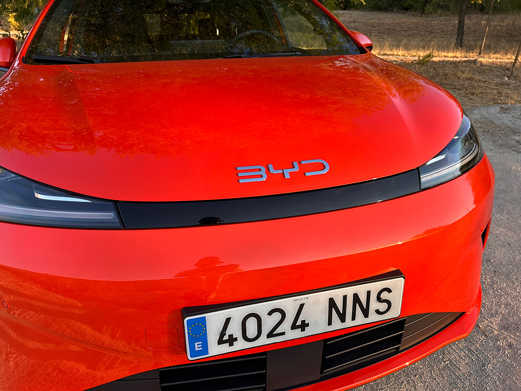 BYD Dolphin G DM-i, el primer híbrido enchufable del Segmento B